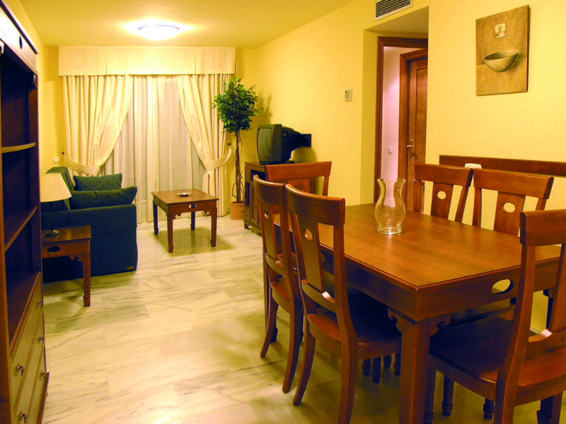 Apartamentos Turisticos Anoreta Rincon de la Victoria Exterior photo