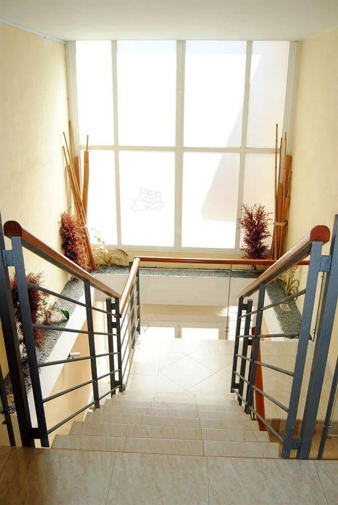 Apartamentos Turisticos Anoreta Rincon de la Victoria Exterior photo